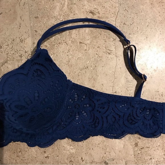 Aerie Cobalt Blue Bra with Lace and padding size 32B - Picture 4 of 6